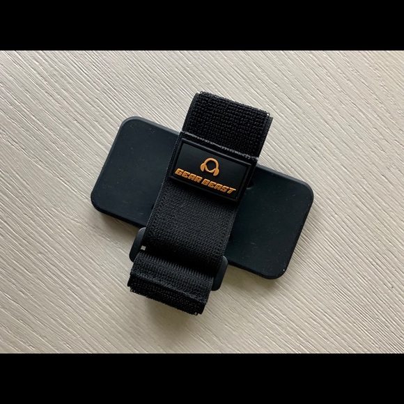 Gear Beast Silicone iPhone 6 Case Armband Running - Picture 2 of 2